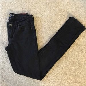Lucky Brand Charlie skinny jeans size 27